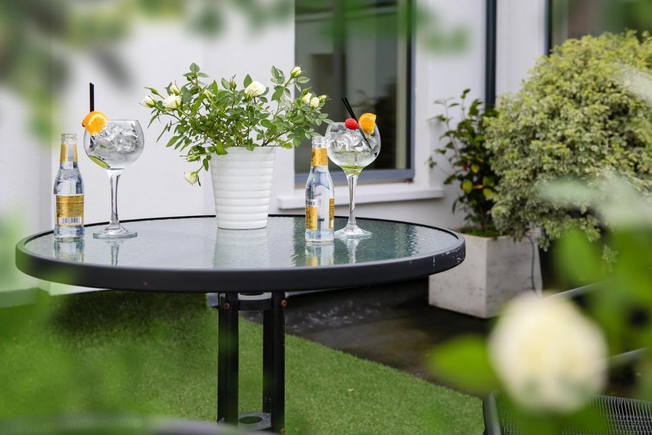 Hotel Gleesons Townhouse Booterstown Dublín Exterior foto